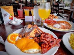 Start Your Day Right with Famous Toastery's Signature Omelettes and Brunch Near You